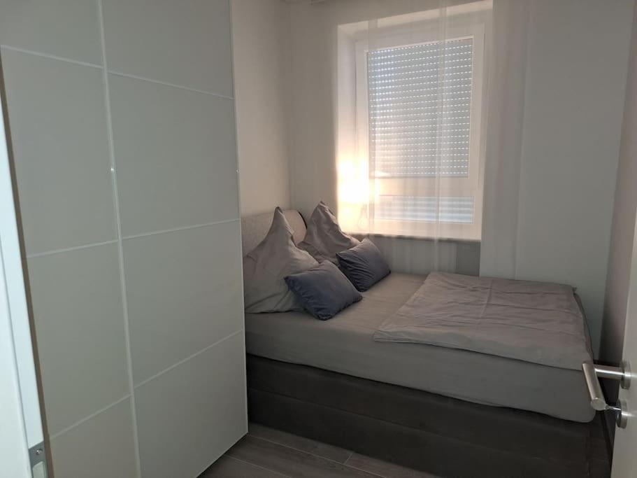 Kleines City Apartment Schweinfurt Extérieur photo